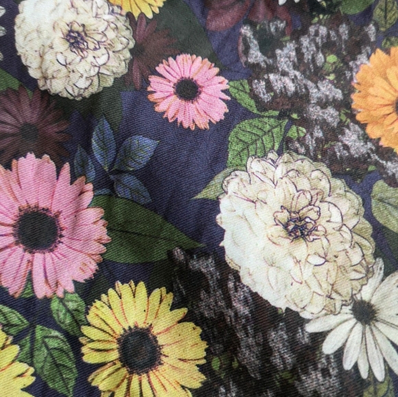 FLORAL DRESS SHIRT - Picture 2 of 4